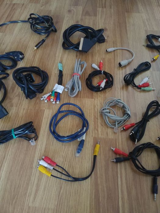 Різні кабелі, інтернет, компютерні, для ups телевізійні, аудіо