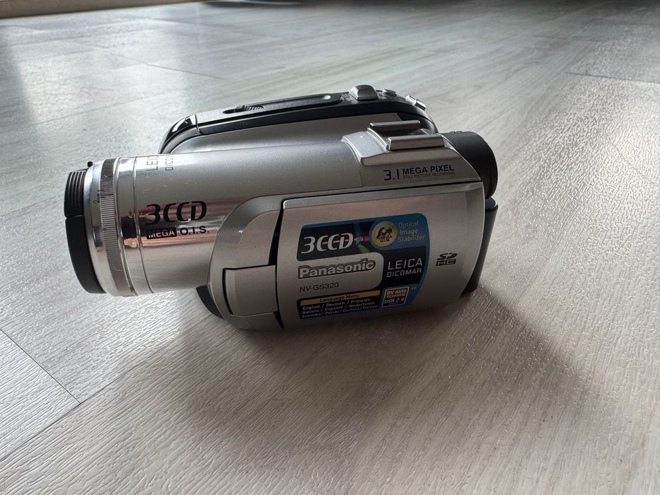 Kamera Panasonic NV-GS320