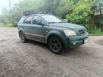Kia Sorento 2004 года с 2.5-литровым дизельным двигателем