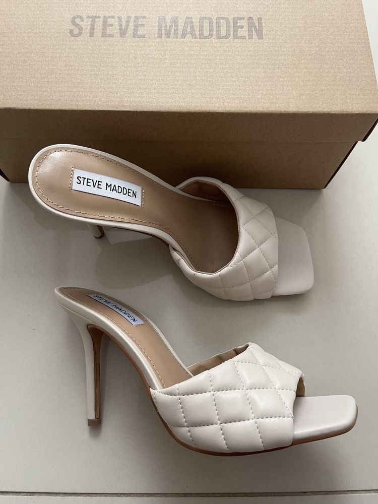 Klapki STEVE MADDEN Signify rozmiar 40 beżowe nowe z metką
