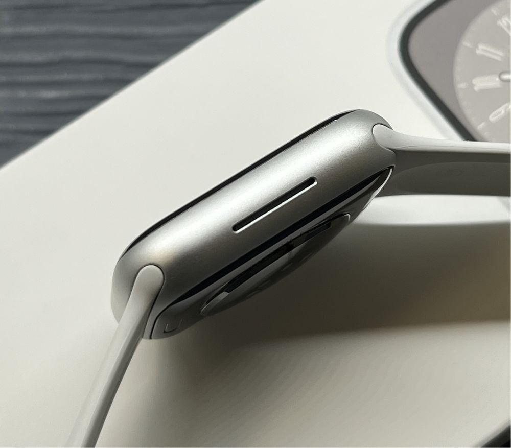 Apple Watch Series 8 41 mm Silver Новий Магазин Гарантія