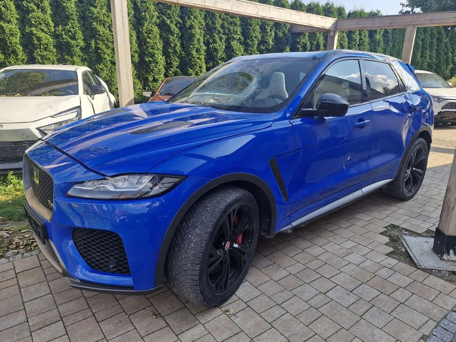 Jaguar F-Pace F Pace SVR uszkodzony krajowy 550 KM zamiana
