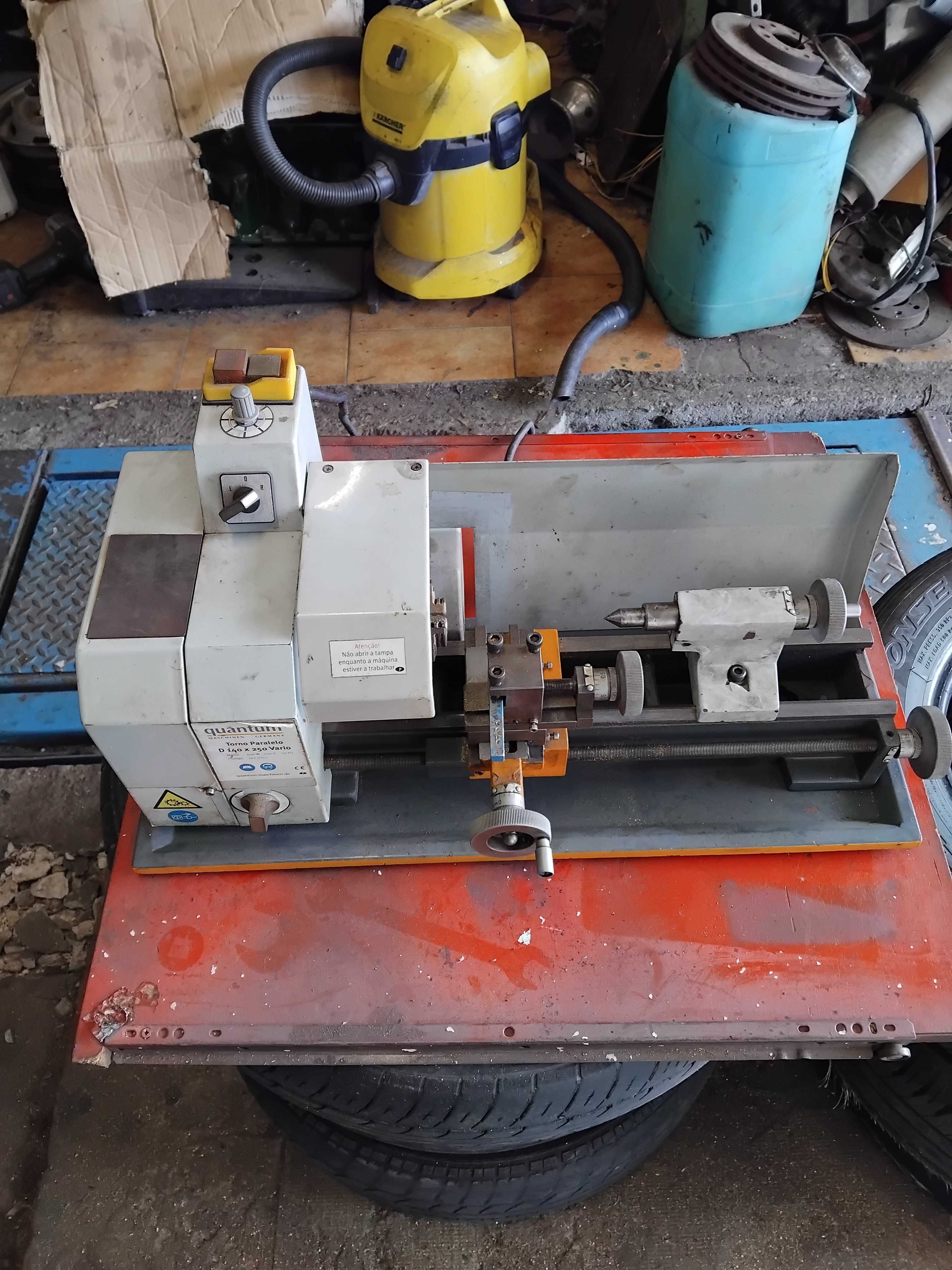 Mini torno mecanico