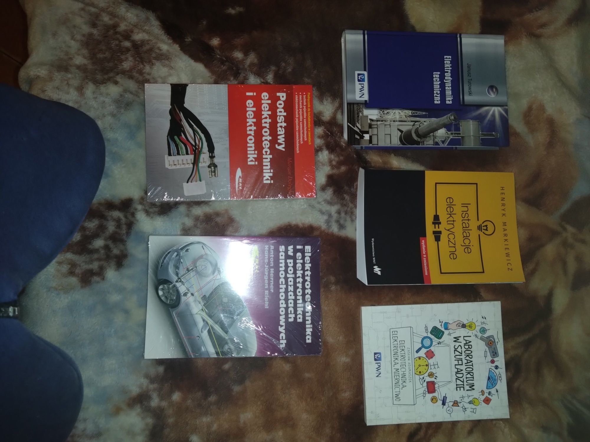 Książki do elektrotechniki, elektryki i elektroniki