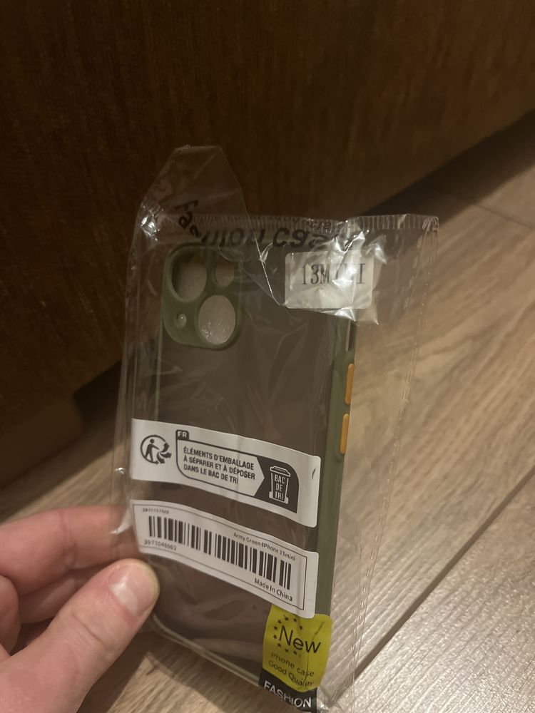 Etui do iPhone 13 mini