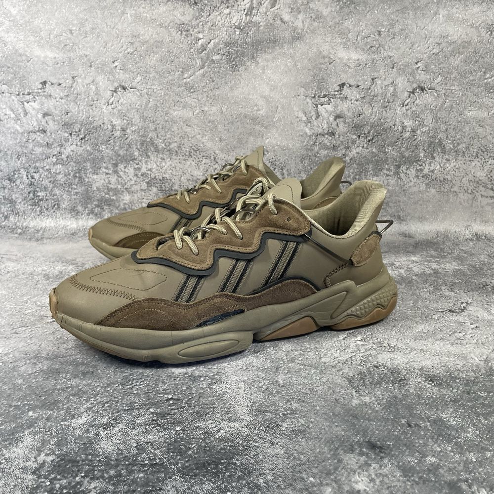 Кросівки чоловічі Adidas Ozweego, 45р