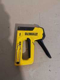 DEWALT zszywacz 2w1