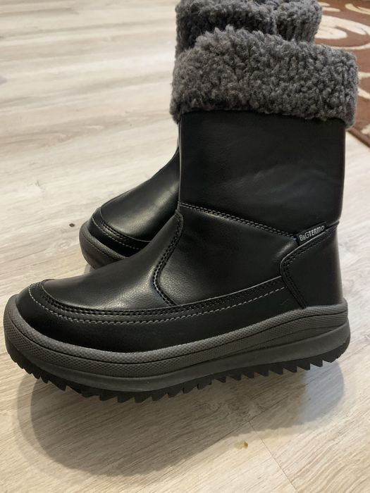 Дитяче та підліткове взуття B>ERMO розмір 34