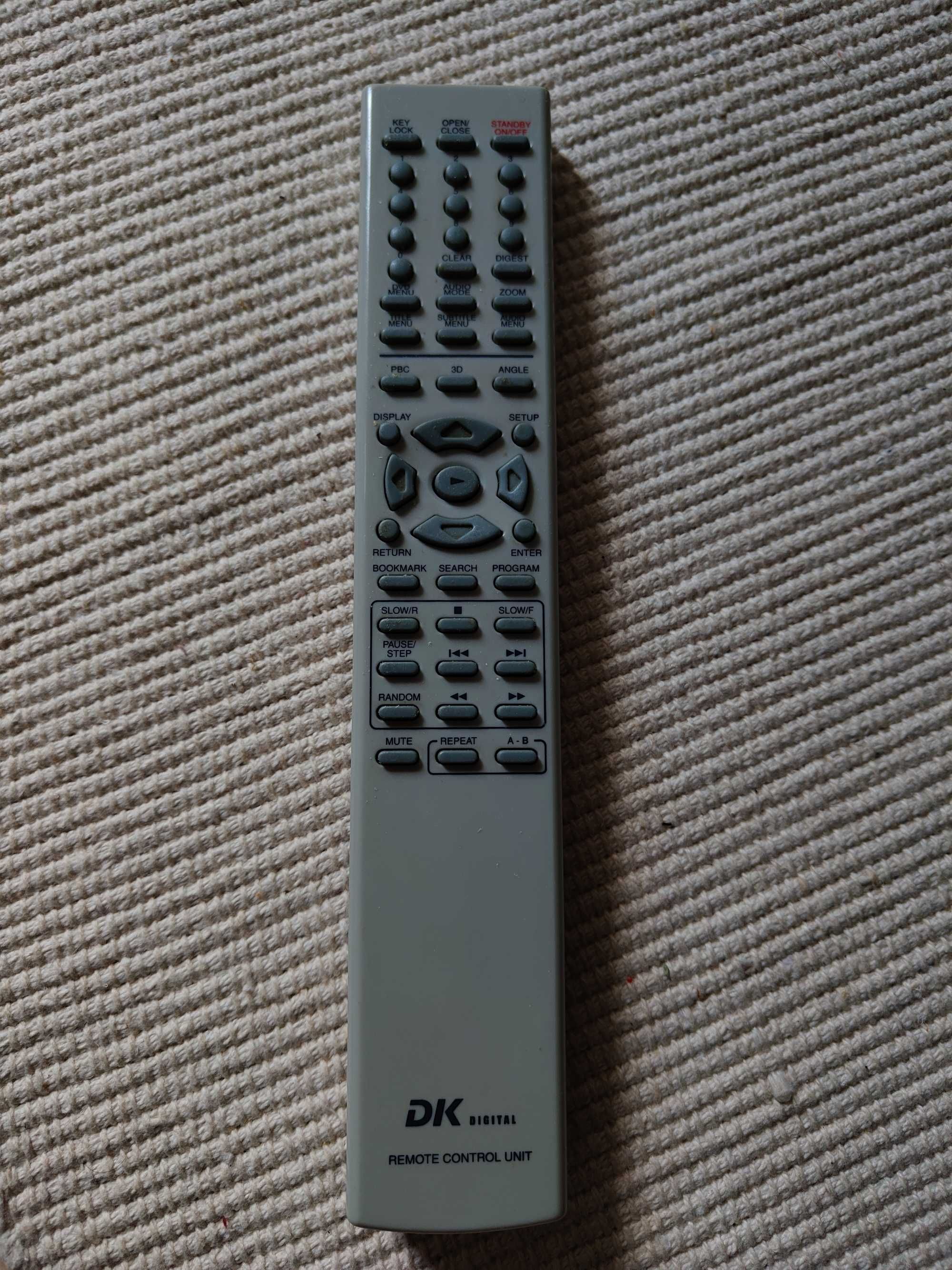 Odtwarzacz DVD - 339 DK Digital, pilot, instrukcja, kabel