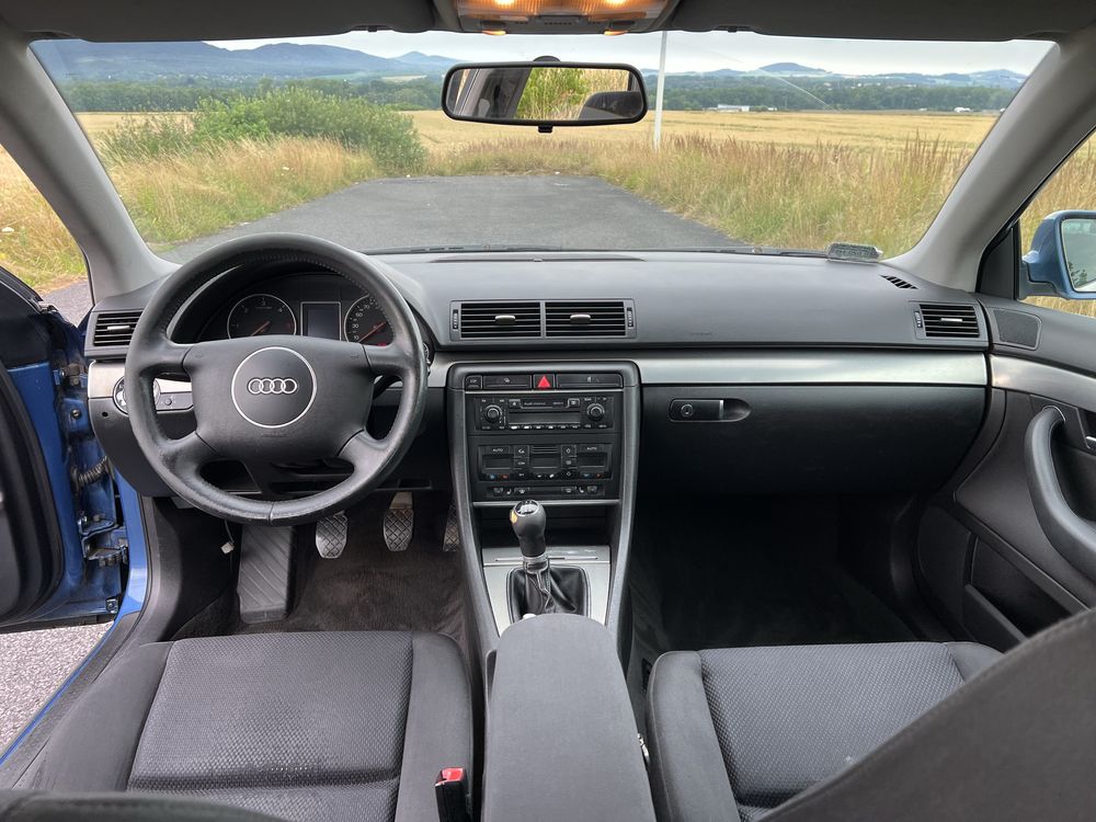 Audi A4 B6 1.9 TDI 130KM Sedan Manual