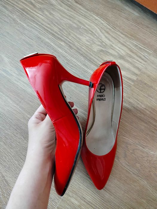 Szpilki ze skóry r. 37