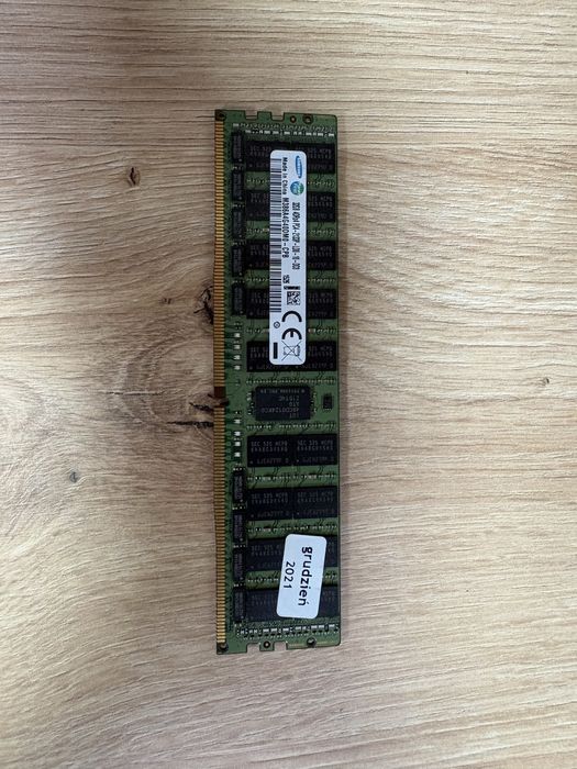 Pamieć RAM DDR4 32GB PC4-2133P