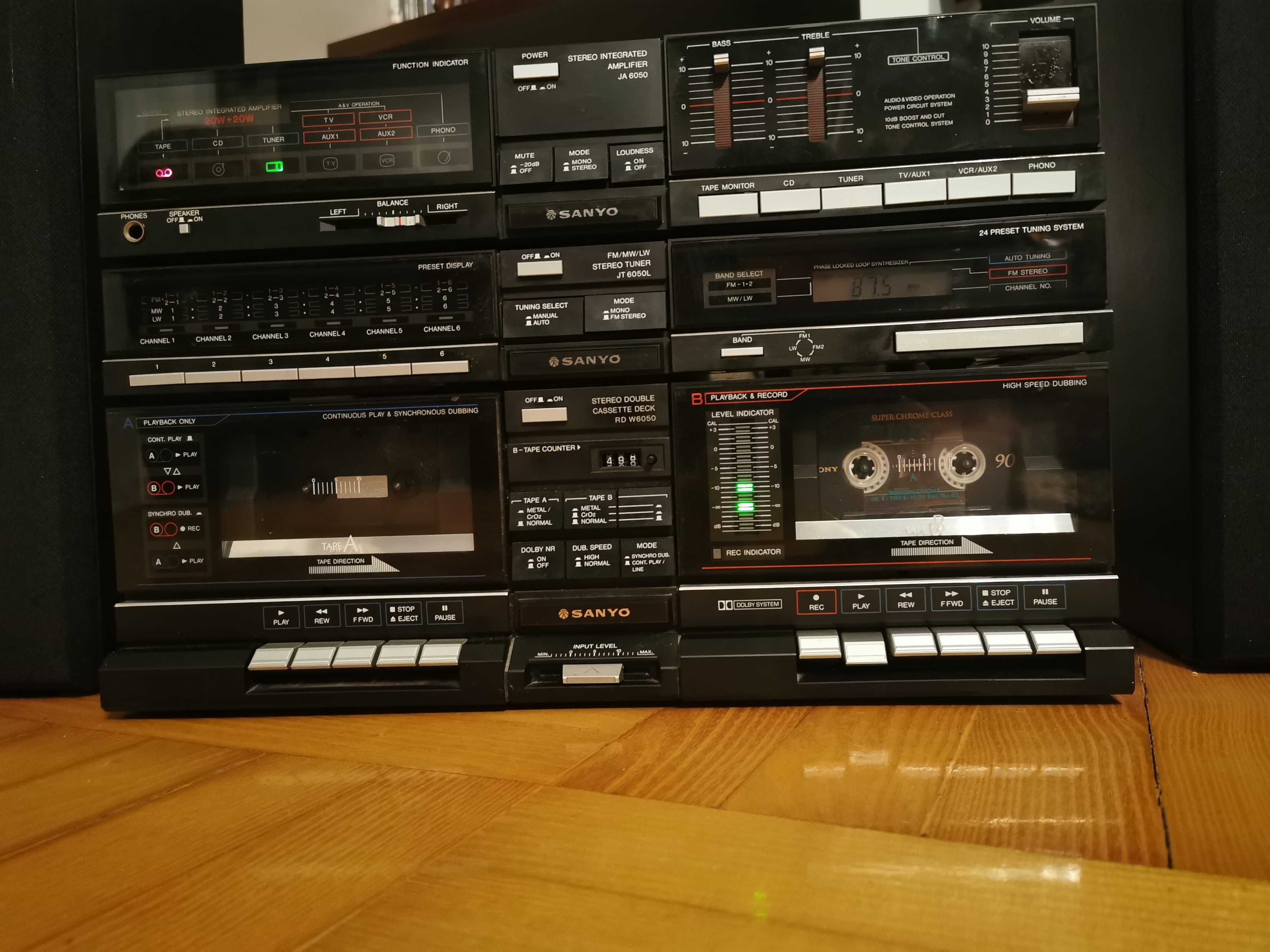 SANYO JT6050L + JA6050 + RDW6050 + TP6050 z kolumnami FISHER UNIKAT