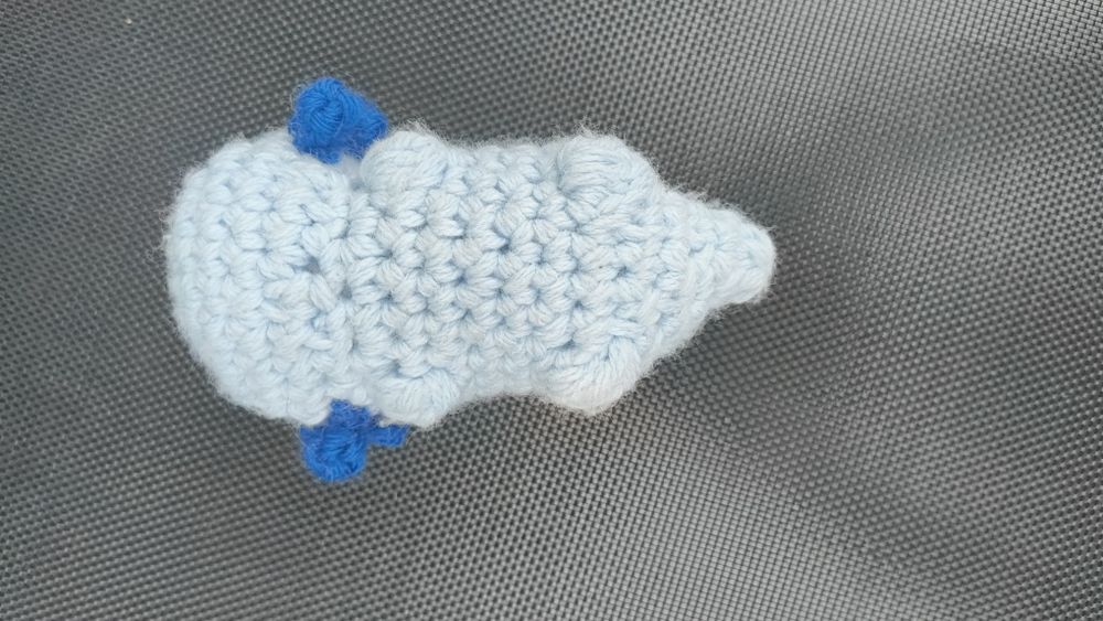 Błękitny aksolotl- ręcznie robiona szydełkowana maskotka (amigurumi)