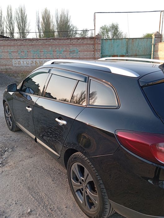 Продам Меган рено