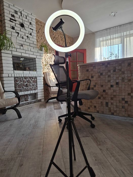 Кільцева LED лампа  для телефону