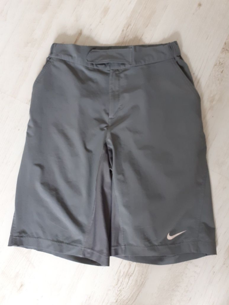 Spodenki nike dri-fit