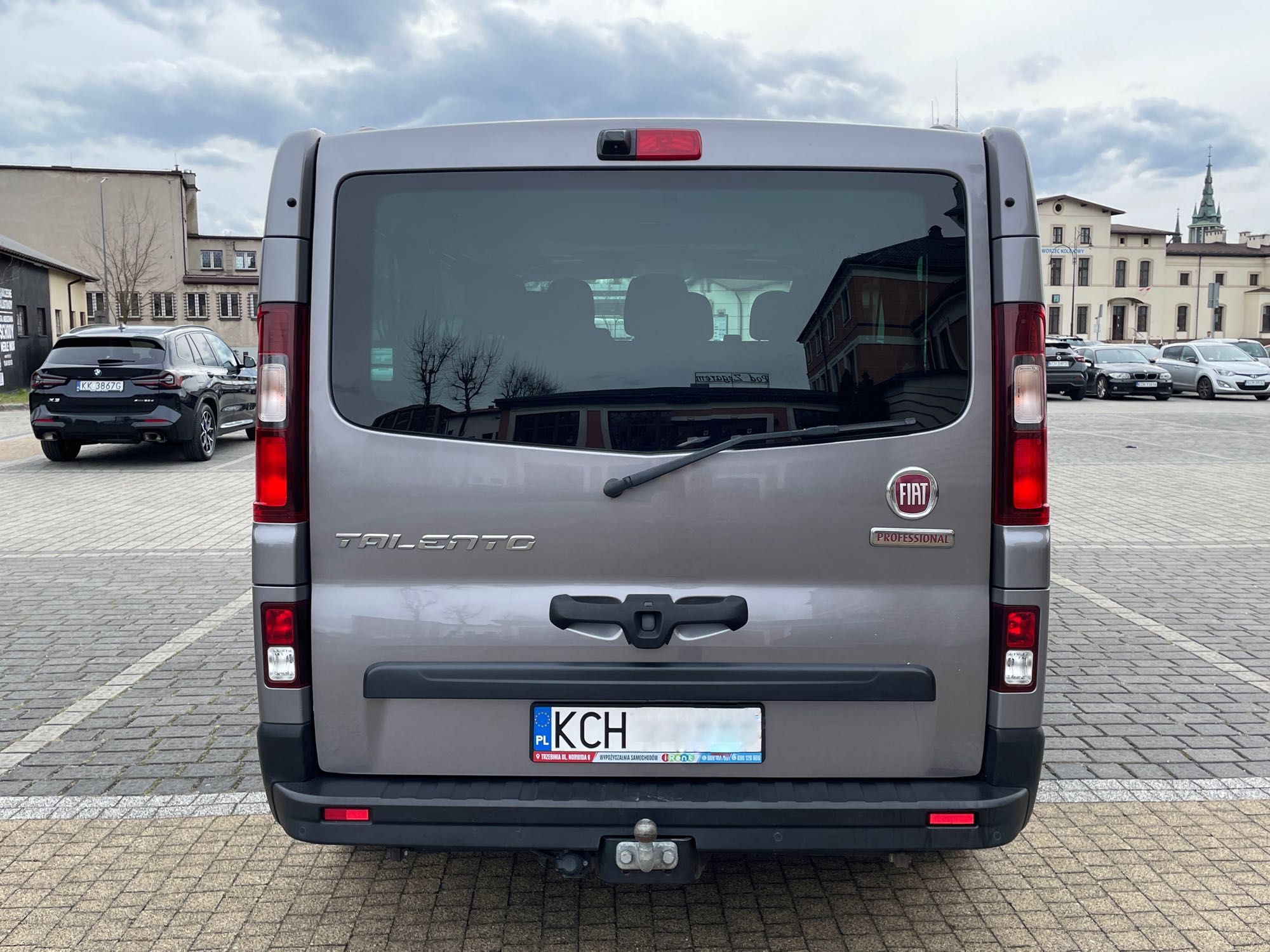 Wynajem BUSA 9 osobowego Fiat Talento Trafic Transit van wolne terminy