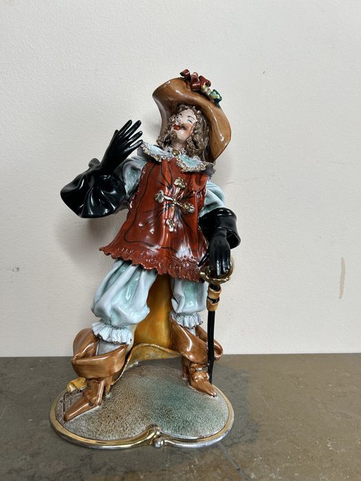 Estatueta de mosqueteiro