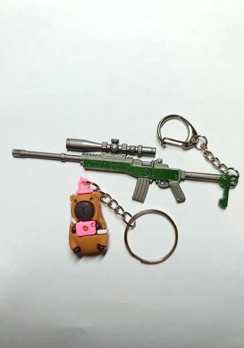 Karabin Ruger + Kapibara | Brelok do kluczy