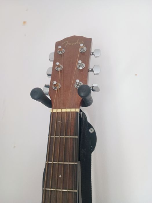 Gitara cc-60s fender