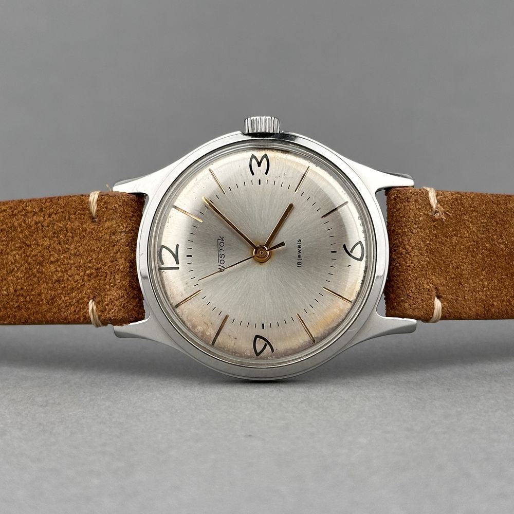 Zegarek vintage Wostok – stalowy klasyk | srebrzysta tarcza | USSR