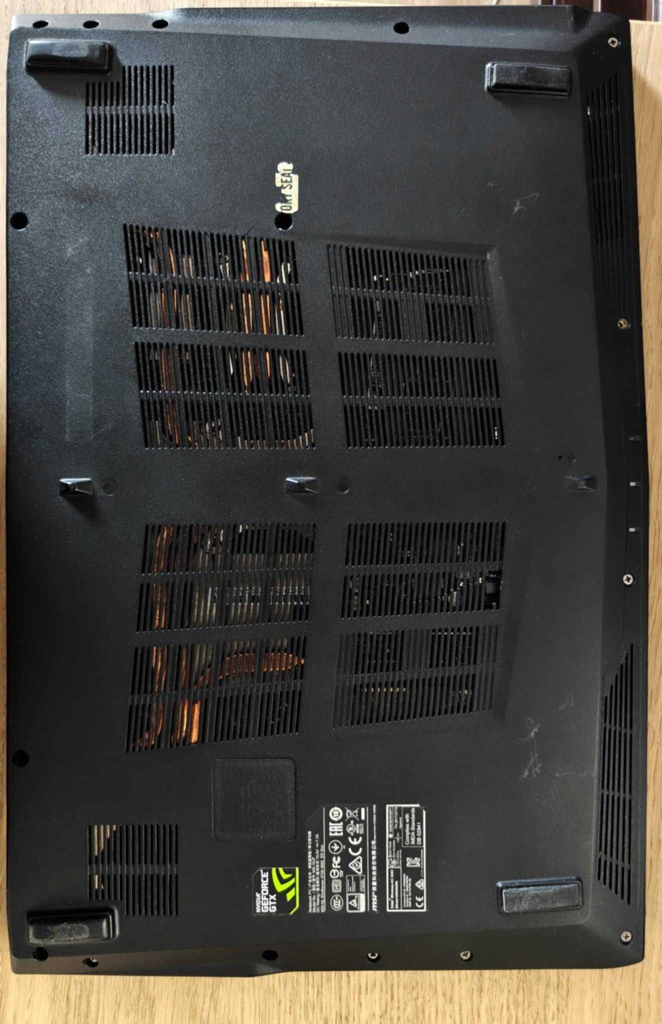 Laptop MSI GV628RD i5-8300H/RAM16GB/256 SSD+1TB HDD GTX1050Ti+zasilacz