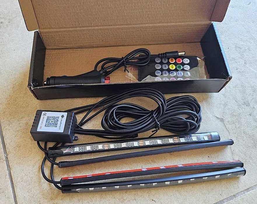 Автомобільна підсвітка для ніг (пульт+Bluetooth)