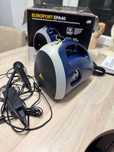 Behringer EPA40 Europort karaoke przenośny system PA - audio przenośne