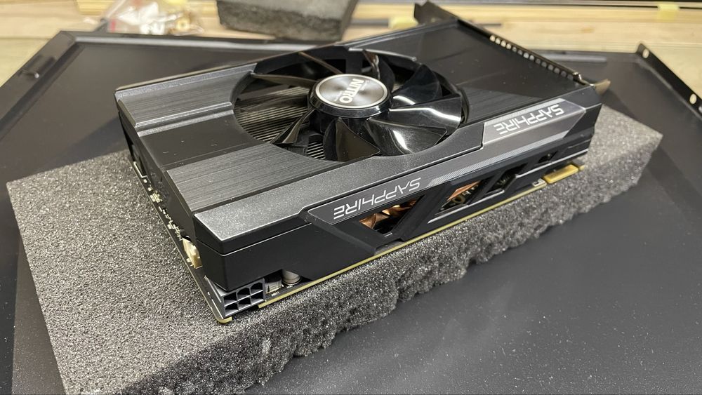 Karta grafiki Sapphire R7 370 2 GB