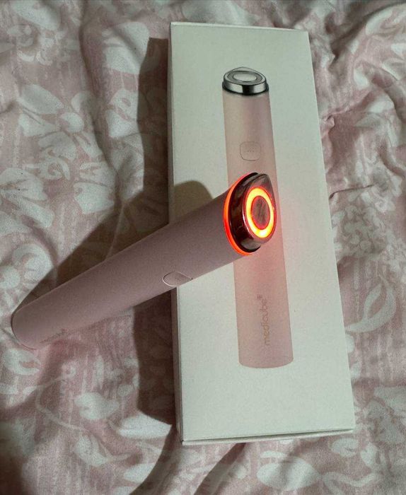 MEDICUBE AGE-R Booster Pro Mini