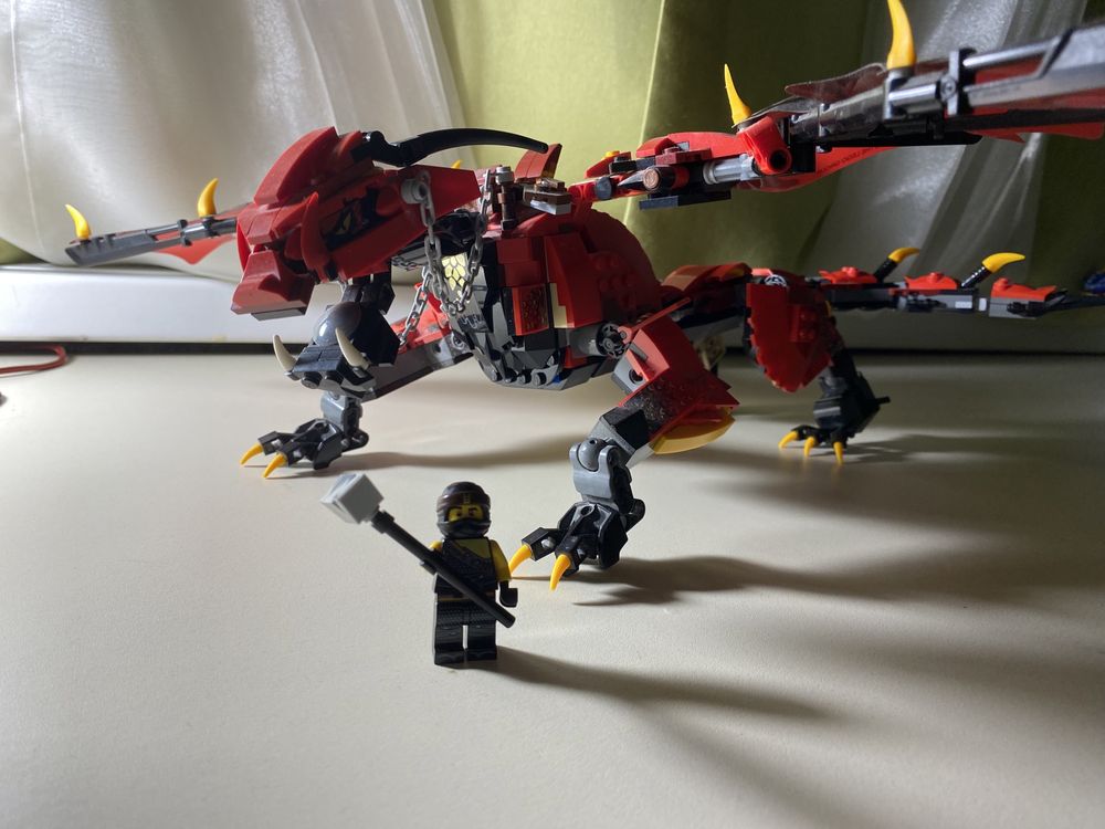 LEGO NINJAGO червоний дракон Кая кастомный