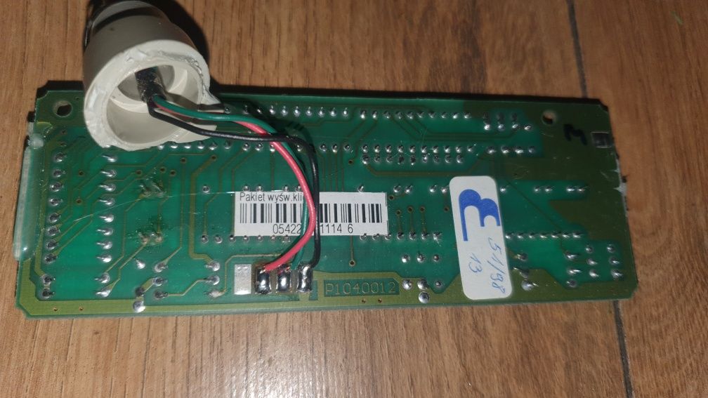 Wyświetlacz segmentowy LED z kasy fiskalnej sprawy.