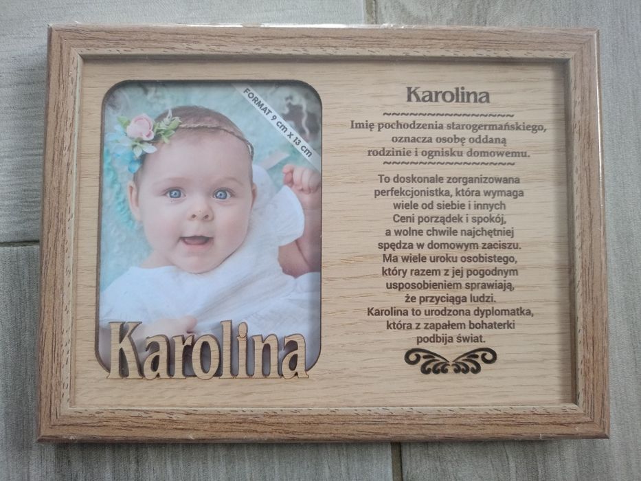 Ramka z imieniem dziecka 9 cm x 13 cm Karolina