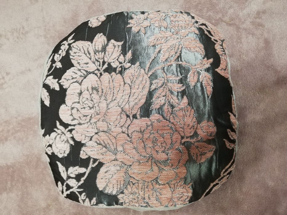 Чохли на табуретки.