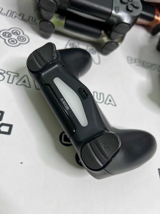 Беспроводной геймпад DualShock 4 V2 для PlayStation 4 и ПК – Черный