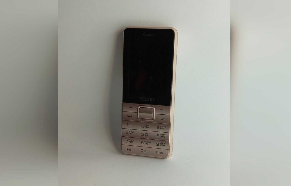 Для роботи телефон кнопочний мобільний, зручний для літніх людей