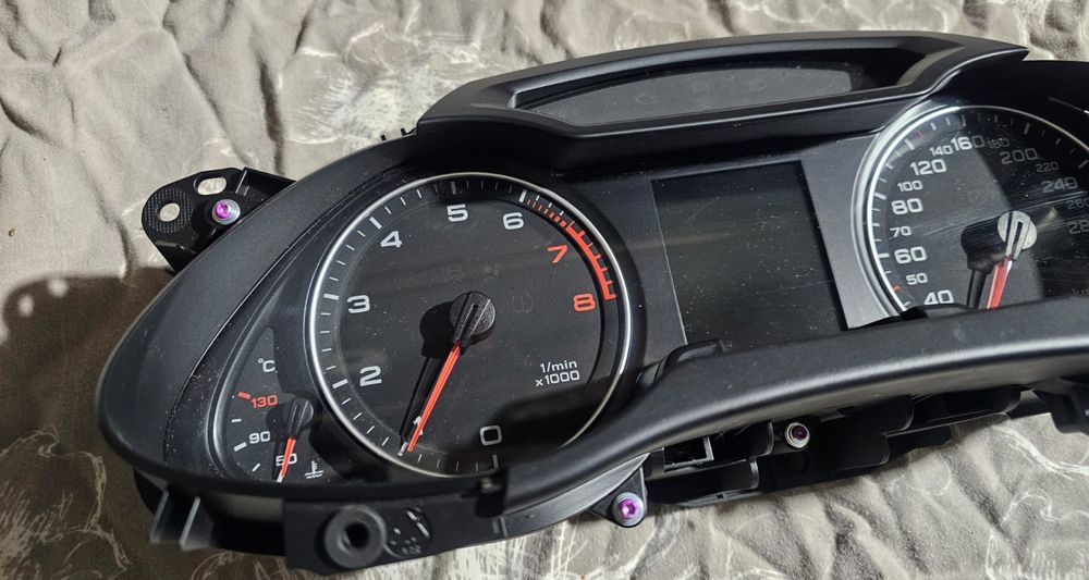 Licznik obrotomierz zegary Full FIS Audi A4 B8 A5 Eu