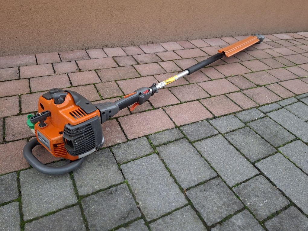 Nożyce spalinowe na wysięgniku do żywopłotu Husqvarna 325 HE 4