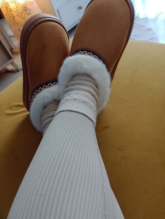 Nowe kapcie damskie rozmiar 37