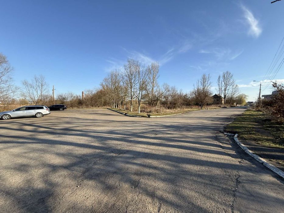 Земельна ділянка під виробничі,складські та офісні приміщення,СТО..