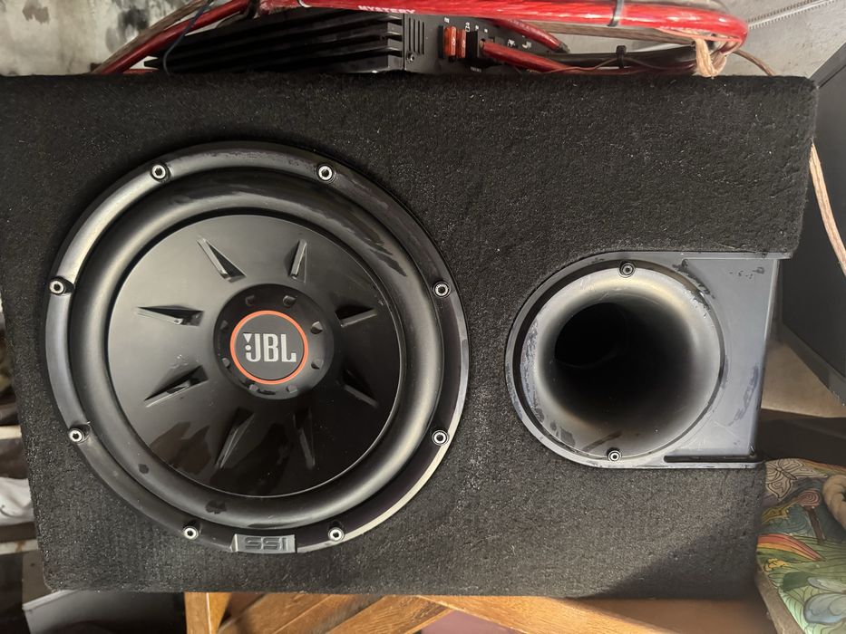 Автомобільний сабвуфер JBL S2-1224SS + усилитель