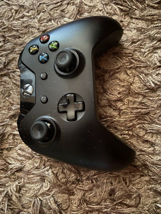 Sprzedam pad Xbox One bezprzewodowy, sprawny Microsoft, oryginał