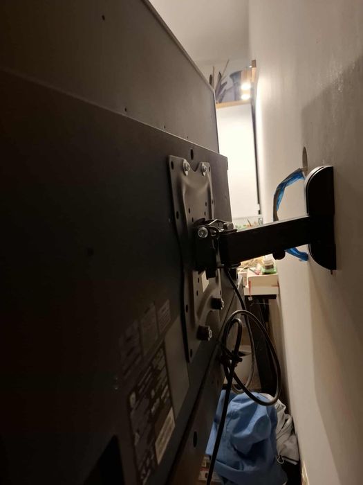 Telewizor LED Philips 43" 4K UHD + uchwyt