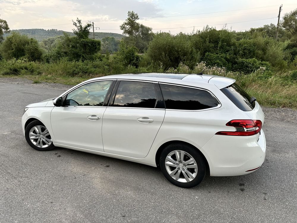 Peugeot 308 T9 Perla Panorama 2014 Blue HDI 1.6 Diesel