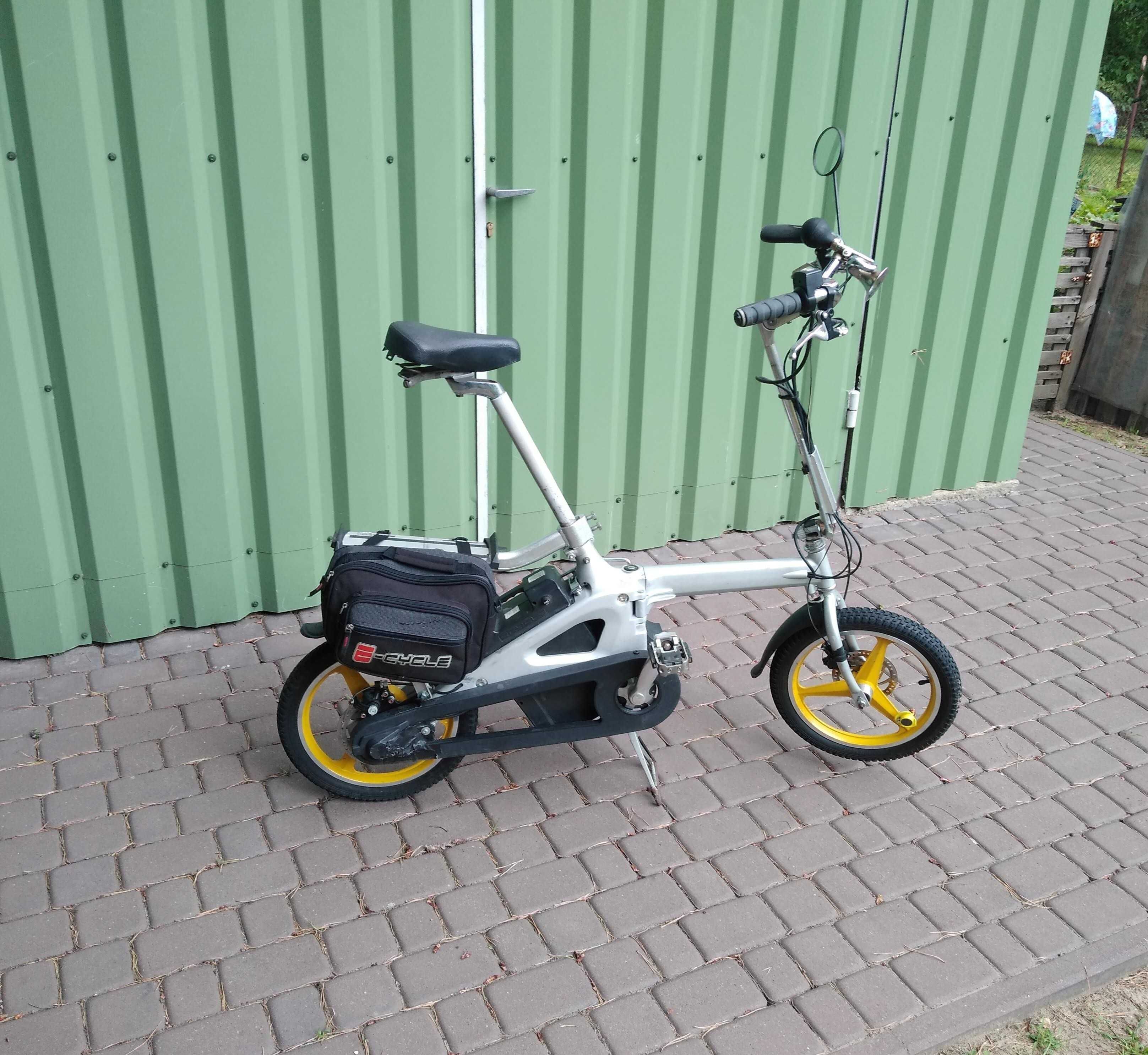 Sprzedam składany rower elektryczny E-Cycle – 3 nowe akumulatory