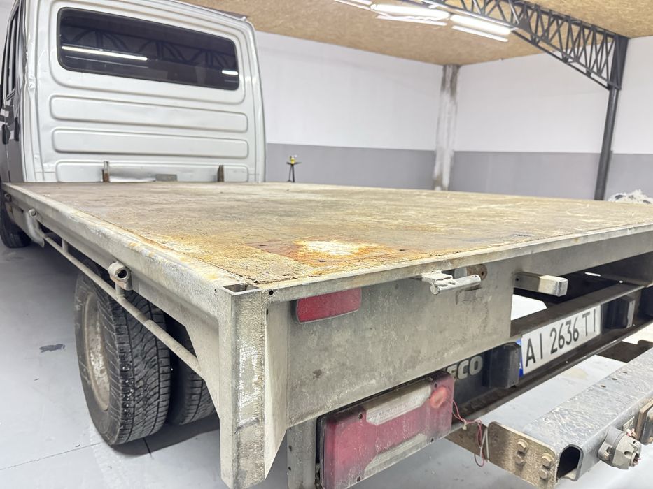 Вантажна платформа