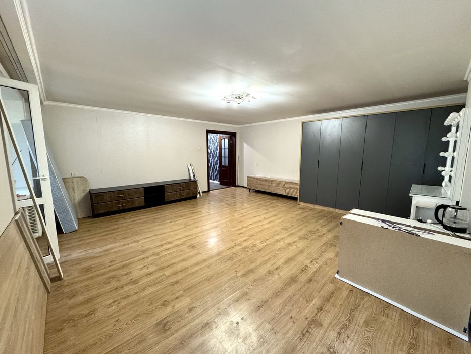 Продаж 2 кімнатної квартири по вул. Крилова, Заводський район