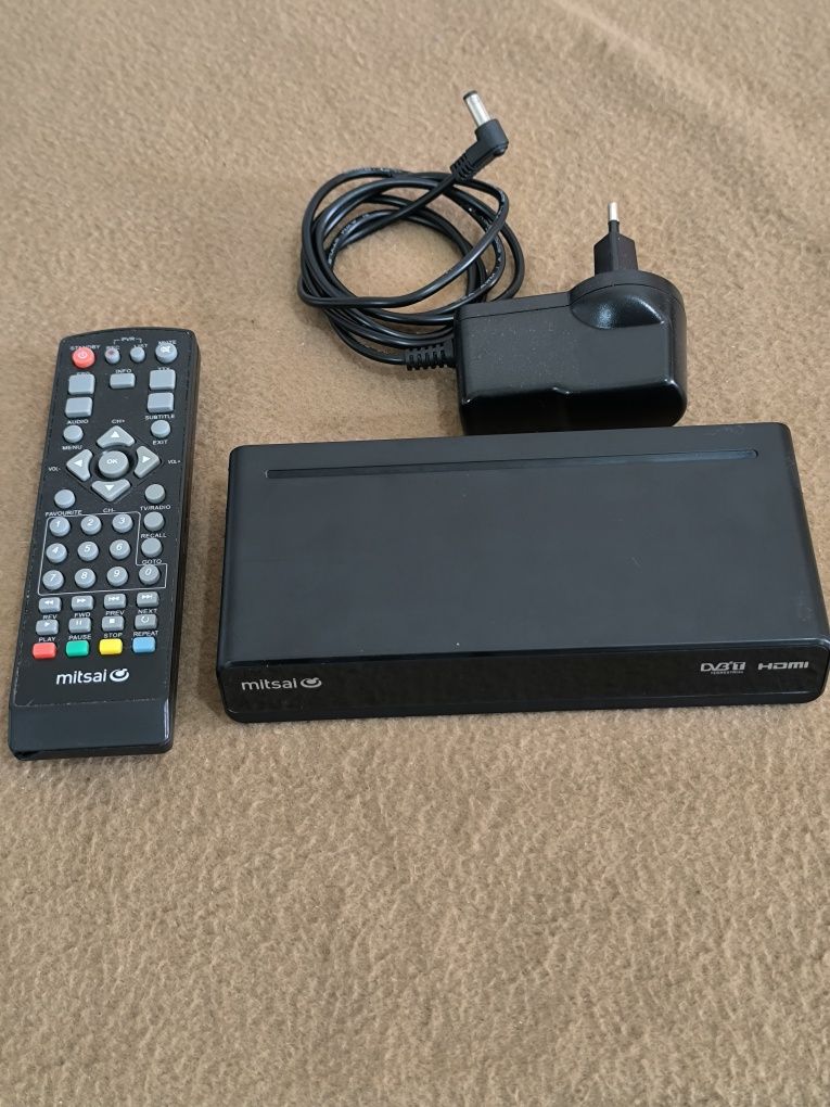 Recetor de televisão digital terrestre (TDT)