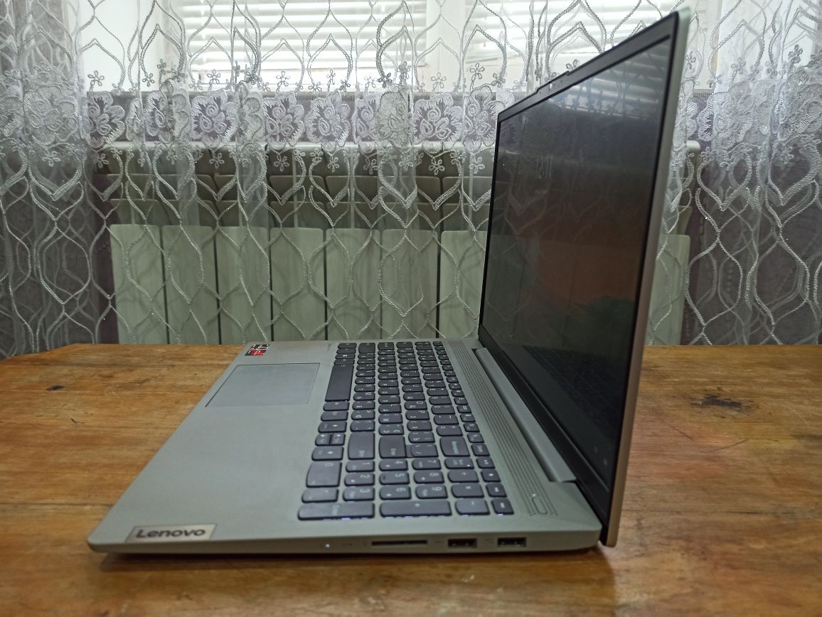 Ноудбук Lenovo IdeaPad 5 15ALC05